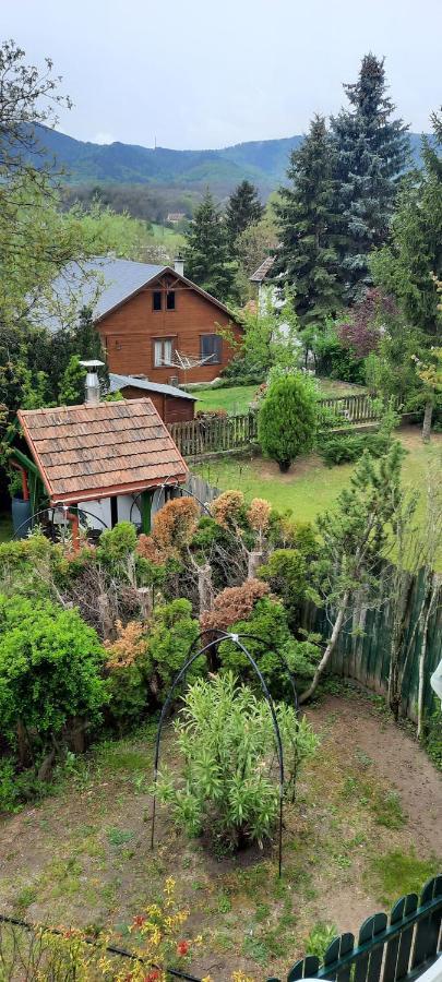 Kemences Kert Apartment Pilisszentivan Ngoại thất bức ảnh